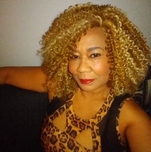 Meet your Posher, Freda